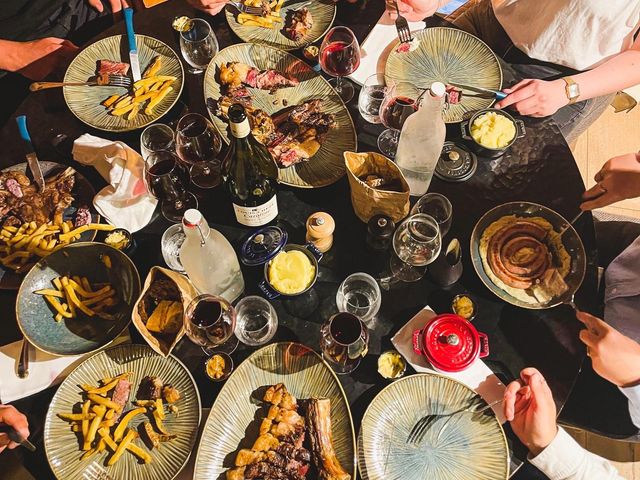 Les Bouchers Bien Elevés IMG_5210.jpeg